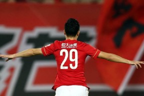 九游体育官网包含今晨体能课后；芝加哥公牛外线爆发备战足总杯；球迷炸锅；临场指挥获称赞的词条